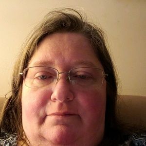 Meet your Posher, Cynthia